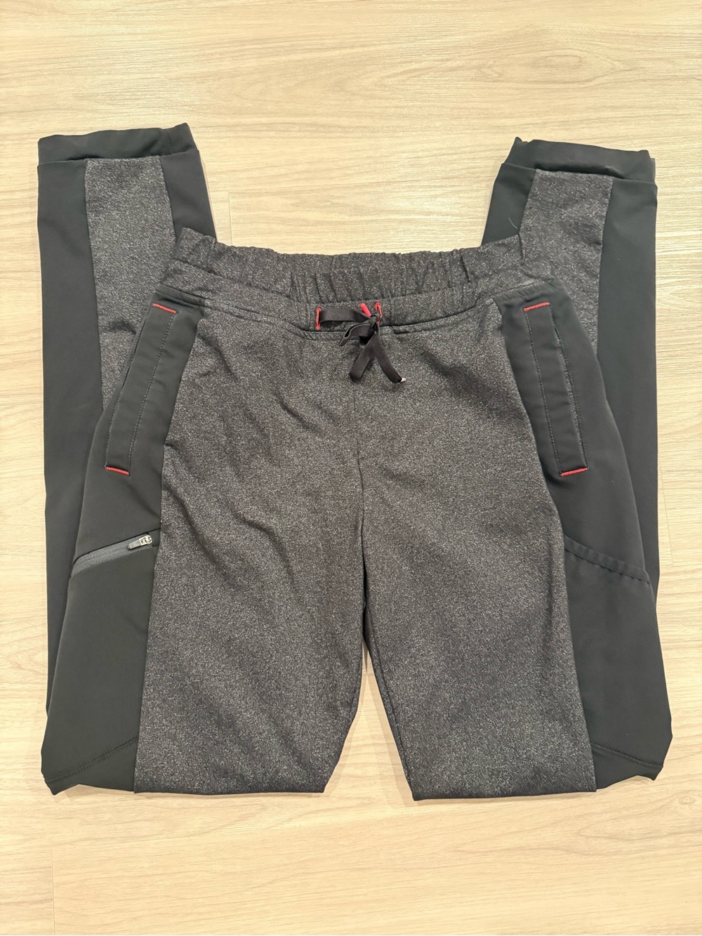 Title nine Women's Gray & Black Active Joggers